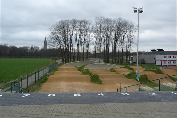 Aanleg BMX-piste - Sportinfrabouw NV