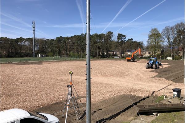 Aménagement terrain de football synthétique A Excelsior - Sportinfrabouw NV