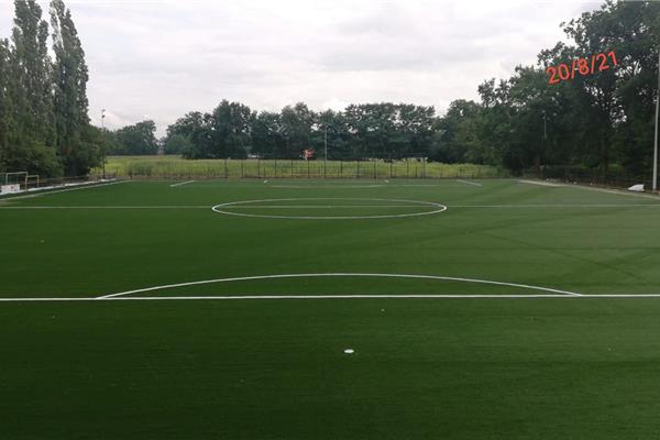 Aménagement terrain de football synthétique - Sportinfrabouw NV