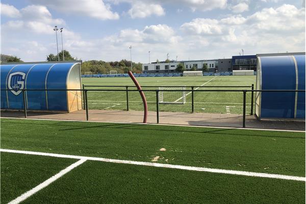 Aanleg kunstgras voetbalveld 4 KRC - Sportinfrabouw NV