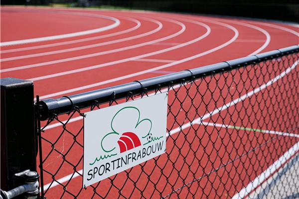 Aanleg kunststof atletiekpiste 8-baans Wembley - Sportinfrabouw NV