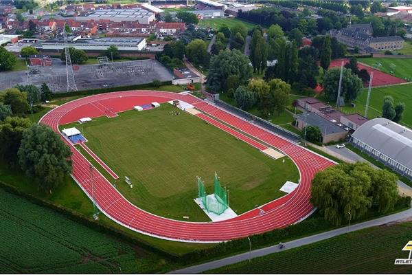 Aanleg kunststof atletiekpiste 8-baans Wembley - Sportinfrabouw NV