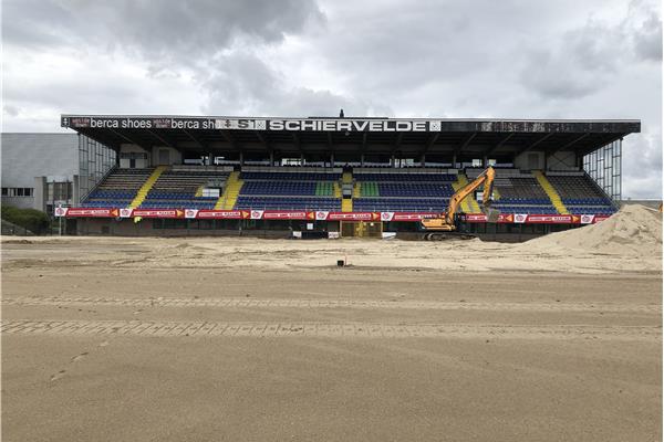 Aménagement terrains de football naturels (champs 1 et 3) et synthétique (champ 2) pour Club Brugge - Sportinfrabouw NV